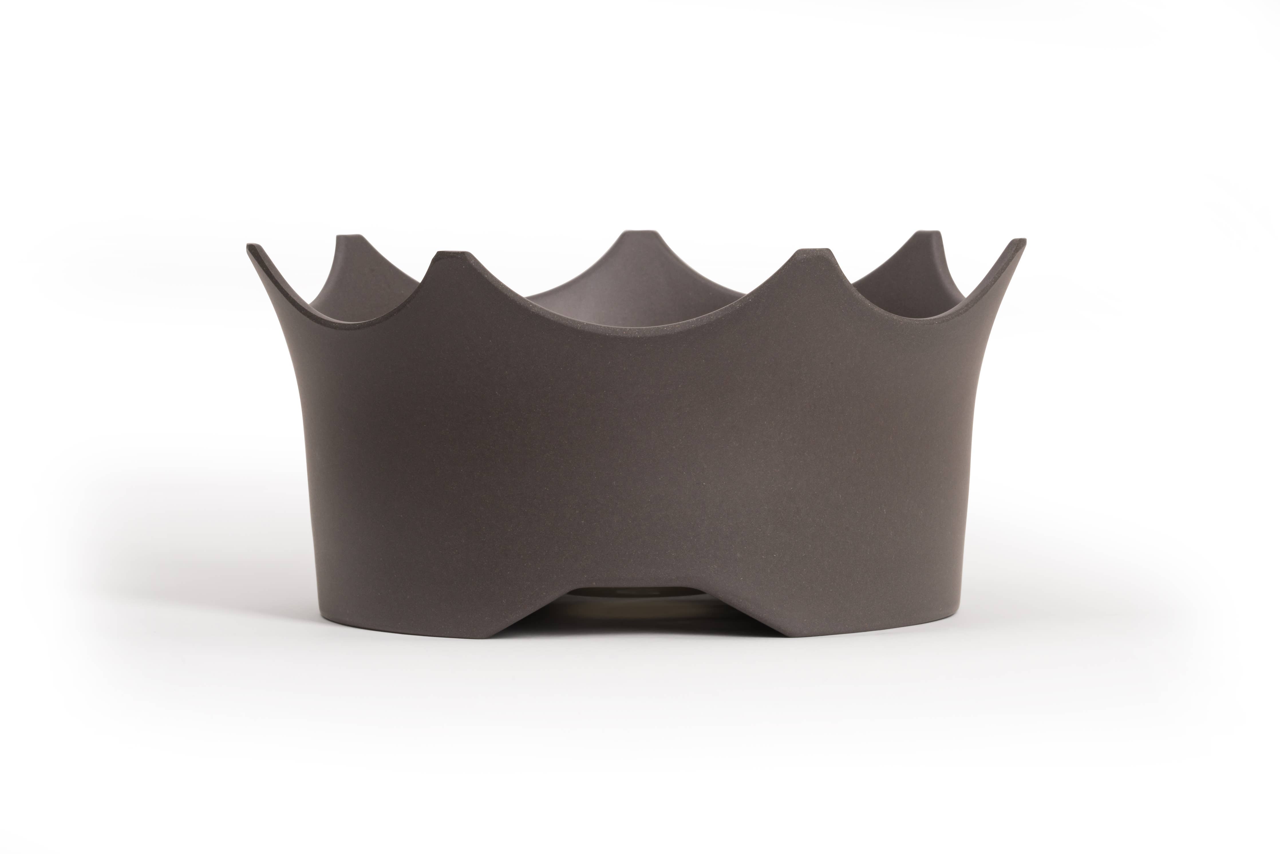 CROWN JUWEL | Crystal Pet Bowl: LAVA GREY